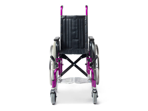 NipperGlide-Paediatric Manual-The NiftyGlide is a great manual wheelchair for young children. It’s available in a seat width of either 34cm or 37cm. It has a clever folding frame for transport or storage, and the aluminium footplate leg rests can be swung out of the way or detached altogether. -Glide Products