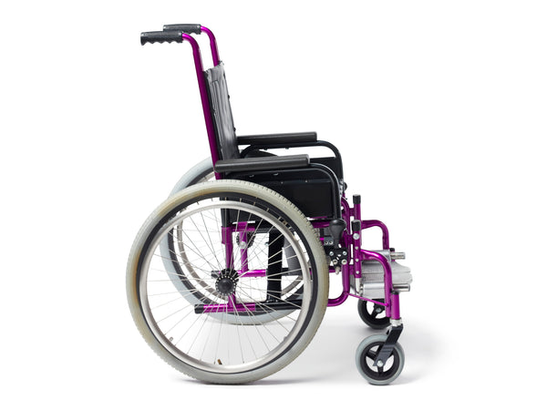 NipperGlide-Paediatric Manual-The NiftyGlide is a great manual wheelchair for young children. It’s available in a seat width of either 34cm or 37cm. It has a clever folding frame for transport or storage, and the aluminium footplate leg rests can be swung out of the way or detached altogether. -Glide Products