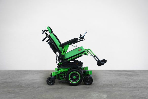 Centro 2.0-Complex Powered Chairs-The new Centro 2.0 blends modern updates with its proven, robust and reliable design. Now even more customisable, it introduces new features, including optional Memory Positioning for personalized seating and Shear Reduction Backrest for added comfort.-Glide Products