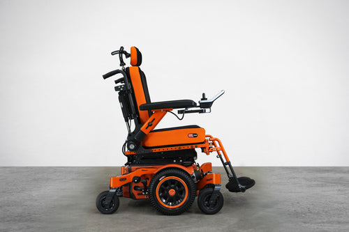 Centro 2.0-Complex Powered Chairs-The new Centro 2.0 blends modern updates with its proven, robust and reliable design. Now even more customisable, it introduces new features, including optional Memory Positioning for personalized seating and Shear Reduction Backrest for added comfort.-Glide Products - Image 6