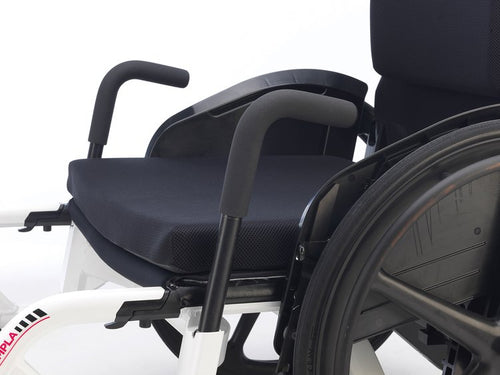 Ampla-Manual Heavy Duty-The Rea Azalea is the first choice for tilt in space wheelchairs, designed to manage all aspects of postural support and comfort.-Glide Products - Image 4